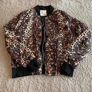 Leopard bomber jacket Size Small
